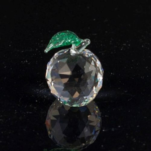 Small Apple Crystal Figurine by Paykoc CR1950-2 Leaded Small Apple Crystal Figurine by Paykoc CR1950-2 Leaded