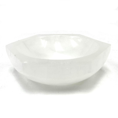 Hexagon Cut Selenite Bowl 4.5" +- Hand Made Morocco Hexagon Cut Selenite Bowl 4.5" +- Hand Made Morocco