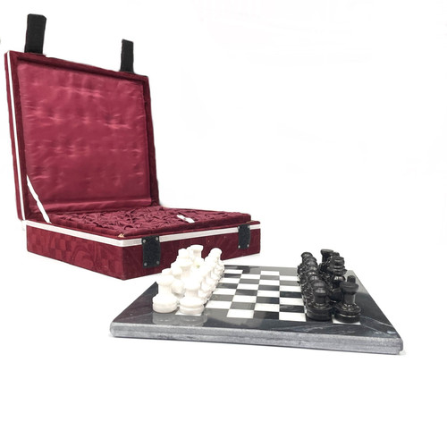 Hand Made Onyx Chess Set with Travel Box Hand Made Onyx Chess Set with Travel Box