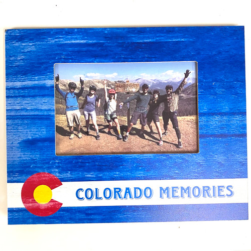Colorado Wooden Picture Frame Holds 4" x 6" Photos Colorado Wooden Picture Frame Holds 4" x 6" Photos