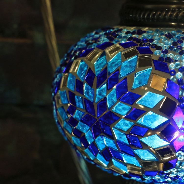 Selecting the Right Turkish Mosaic Table Lamp