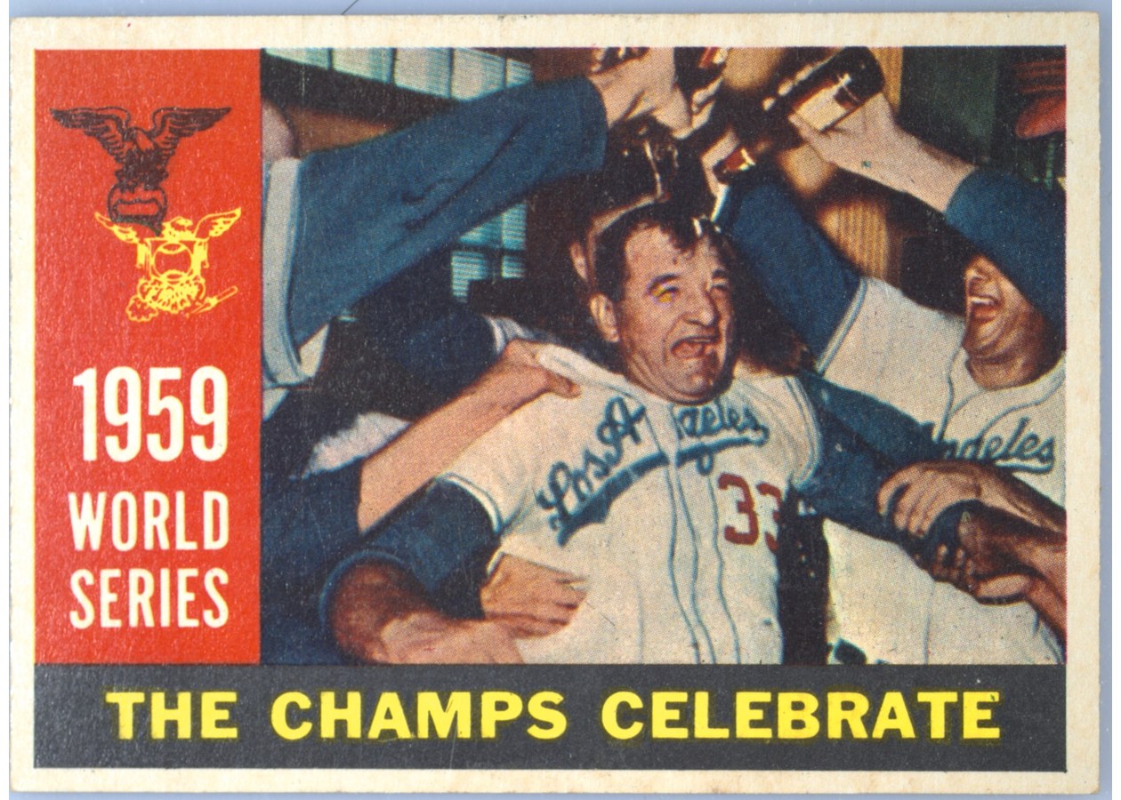 1960 Topps #391 1959 World Series - The Champs Celebrate, Los Angeles Dodgers