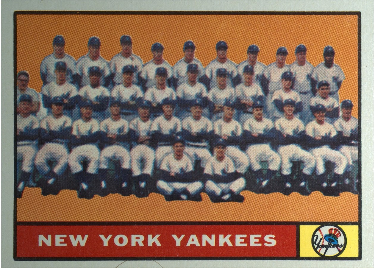 1961 Topps #228 New York Yankees Team
