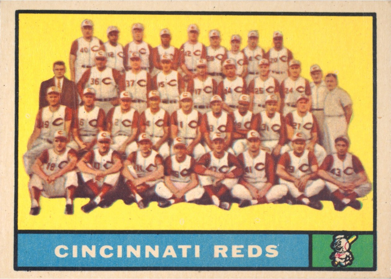 1961 Topps #249 Cincinnati Reds Team