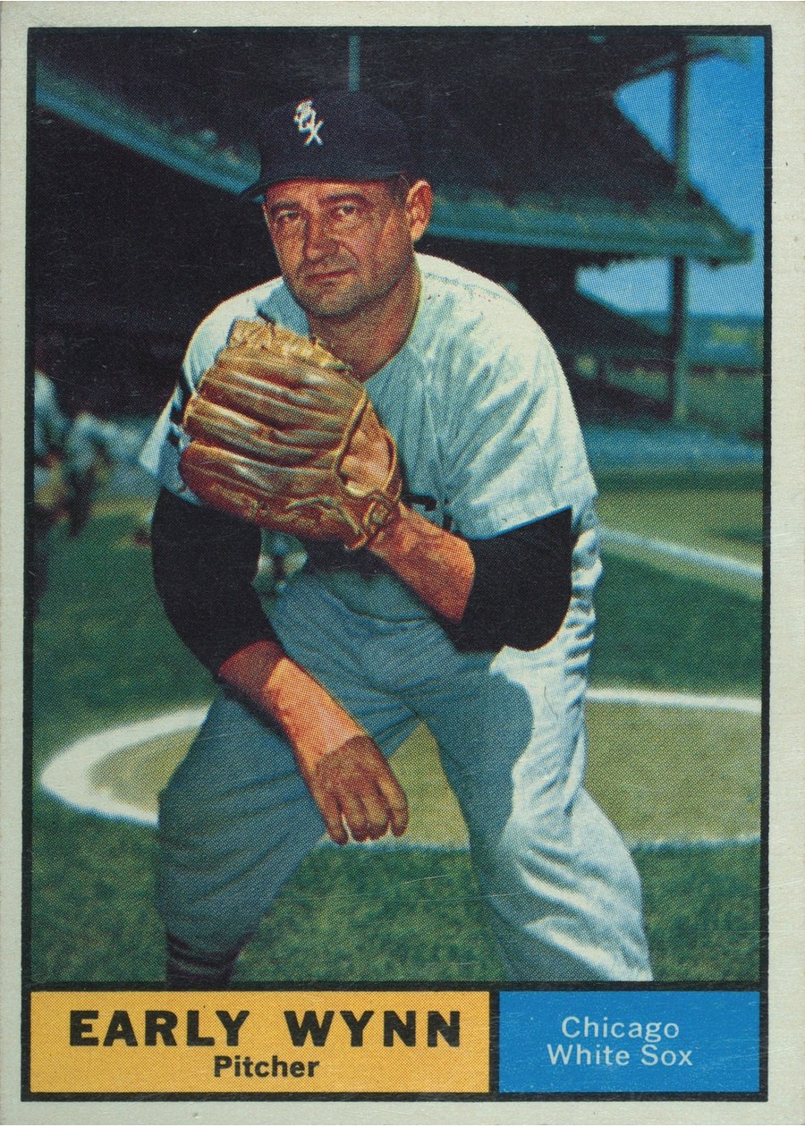 1961 Topps #455 Early Wynn, Chicago White Sox