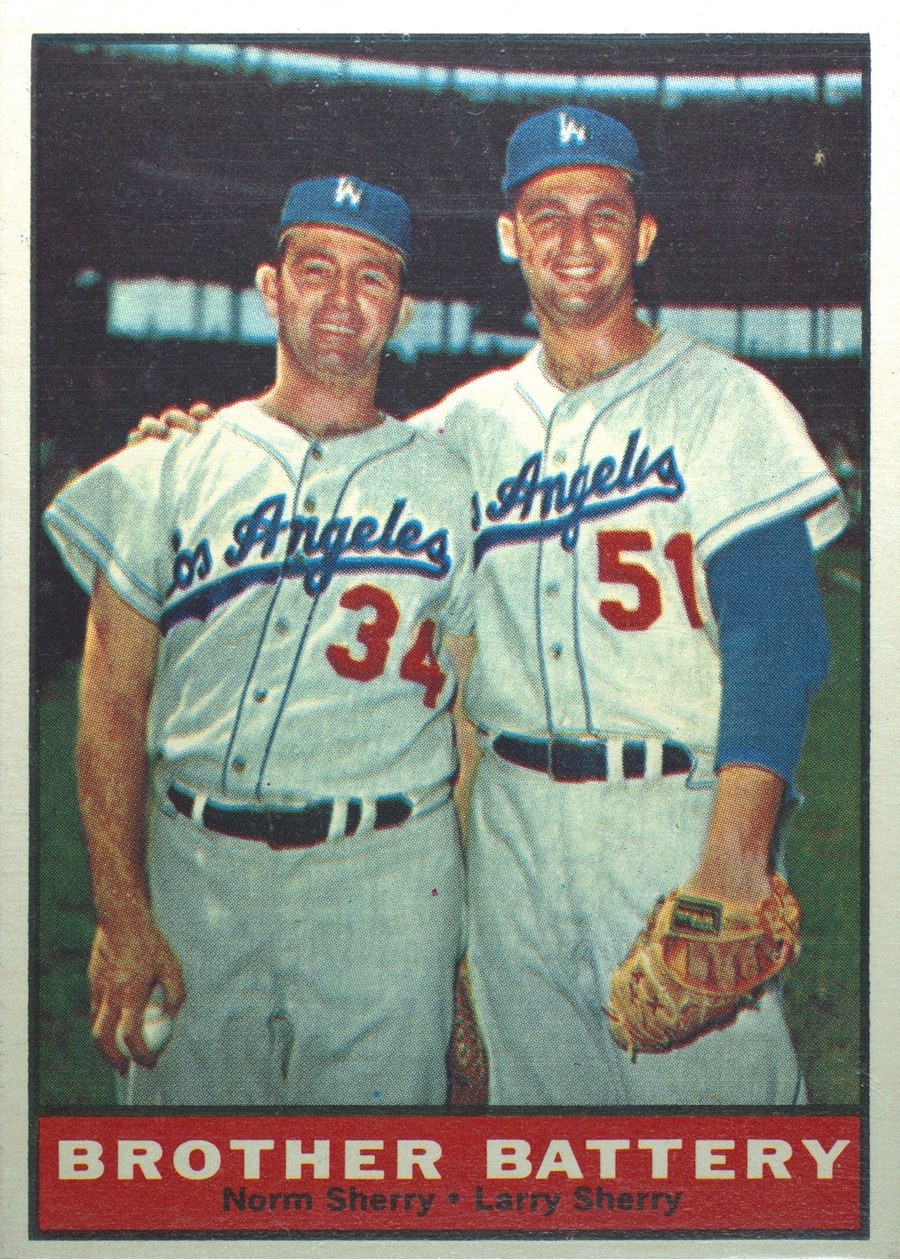 1961 Topps #521 Brother Battery, Los Angeles Dodgers