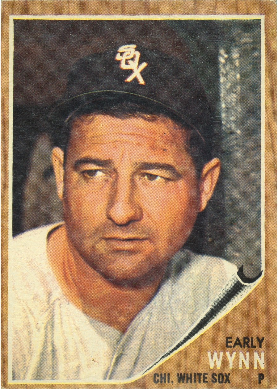 1962 Topps #385 Early Wynn, Chicago White Sox