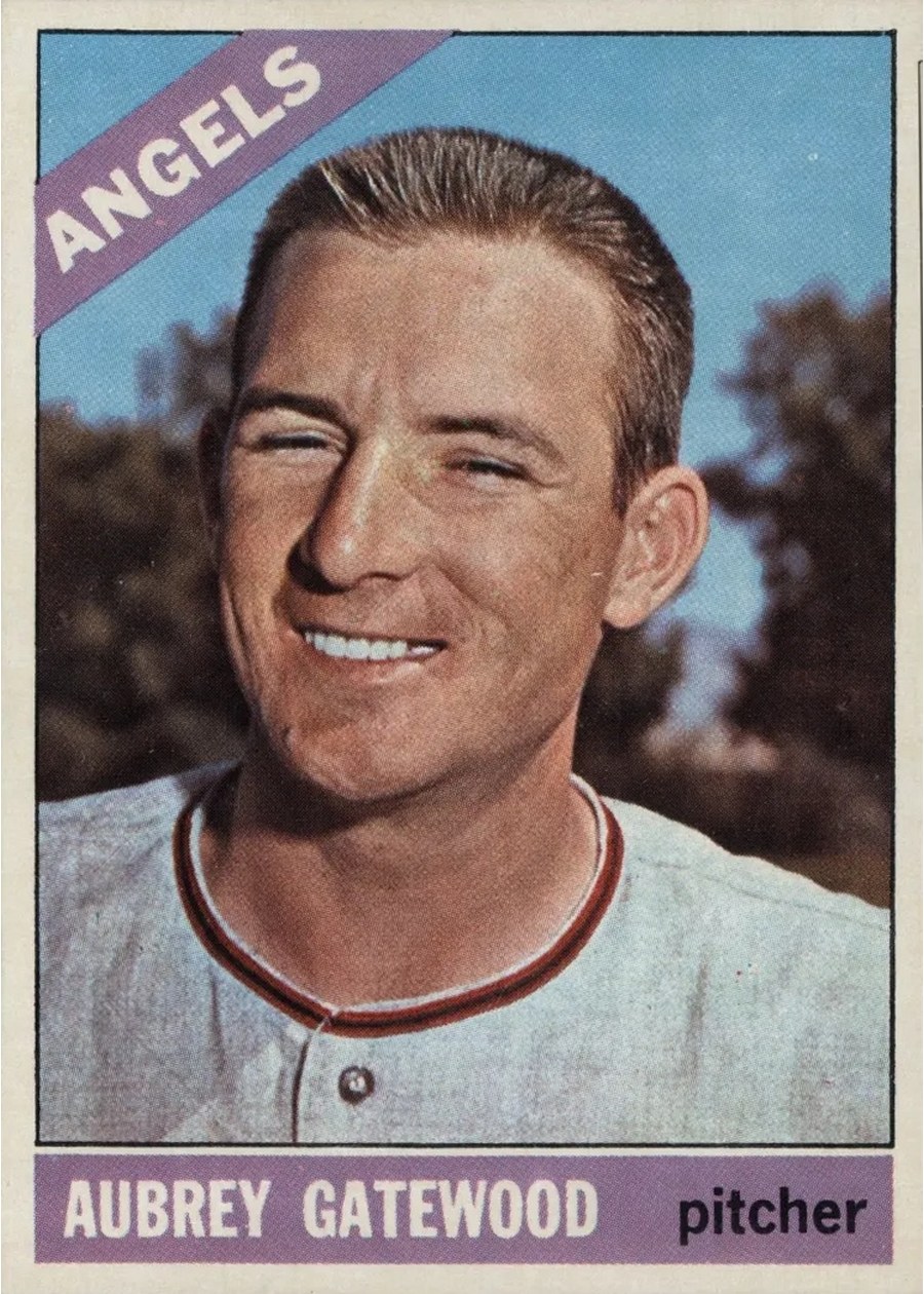 1966 Topps #42 Aubrey Gatewood, California Angels