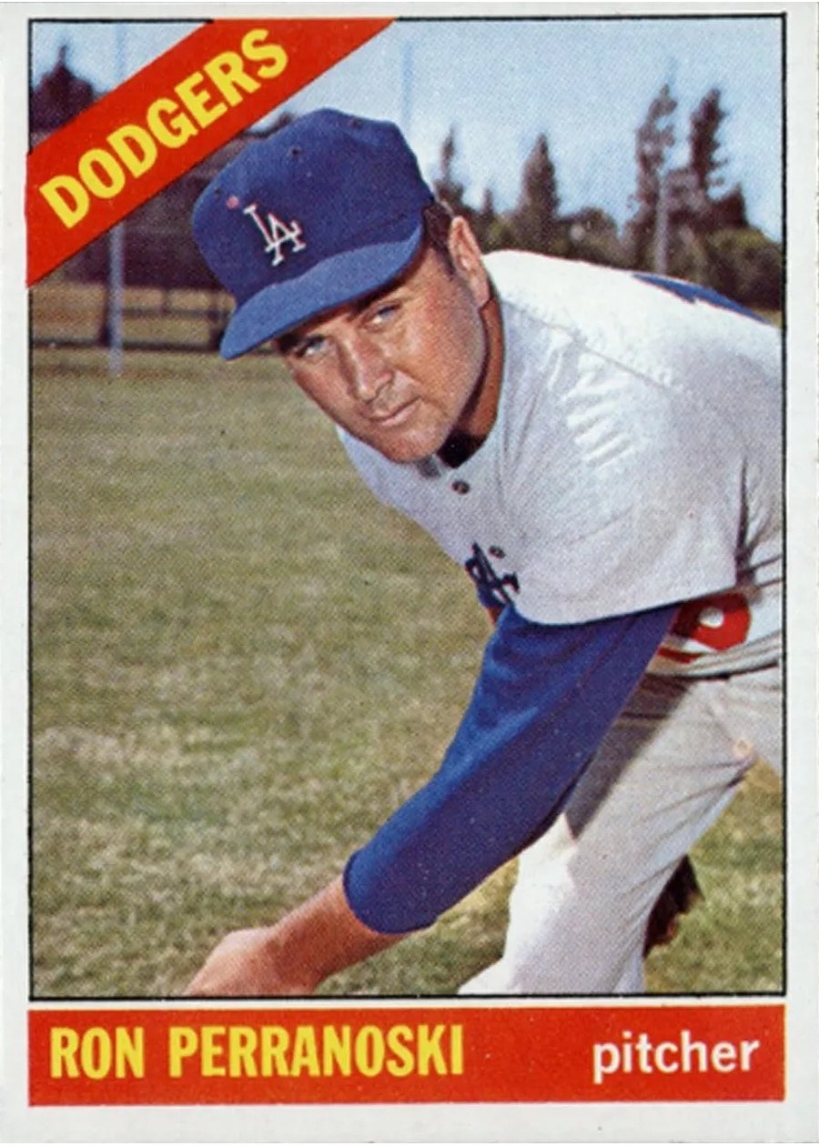 1966 Topps #555 Ron Perranoski, Los Angeles Dodgers