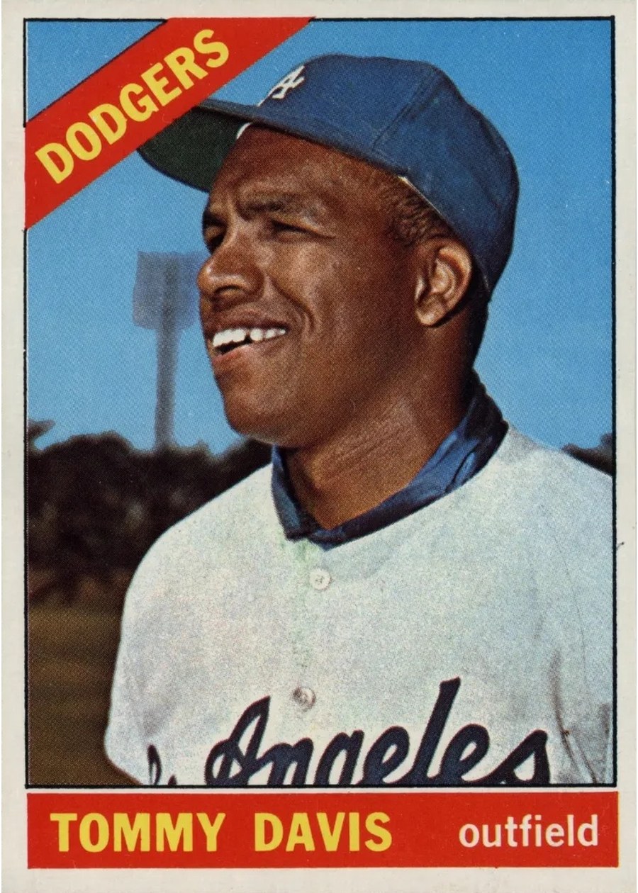 1966 Topps #75 Tommy Davis, Los Angeles Dodgers
