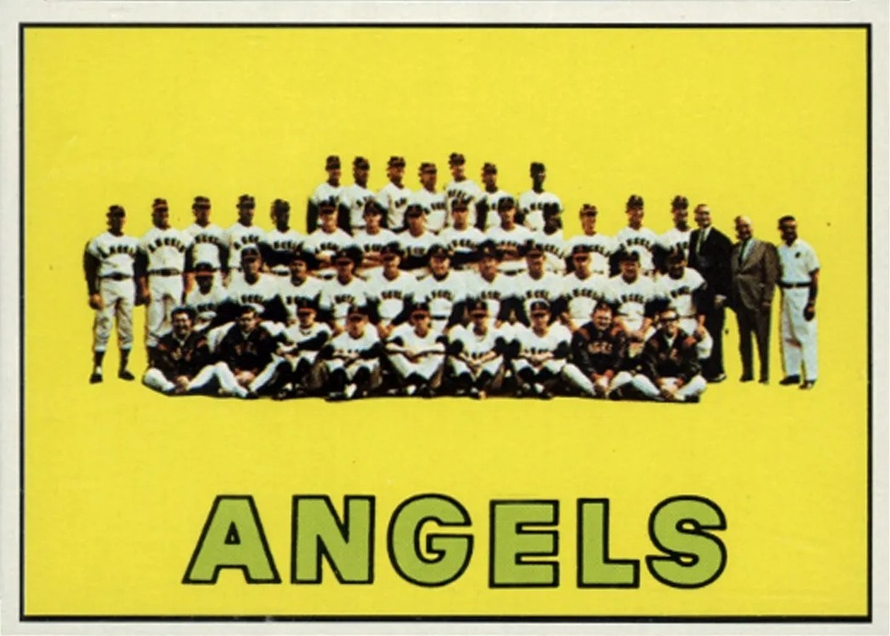 1967 Topps #327 California Angels