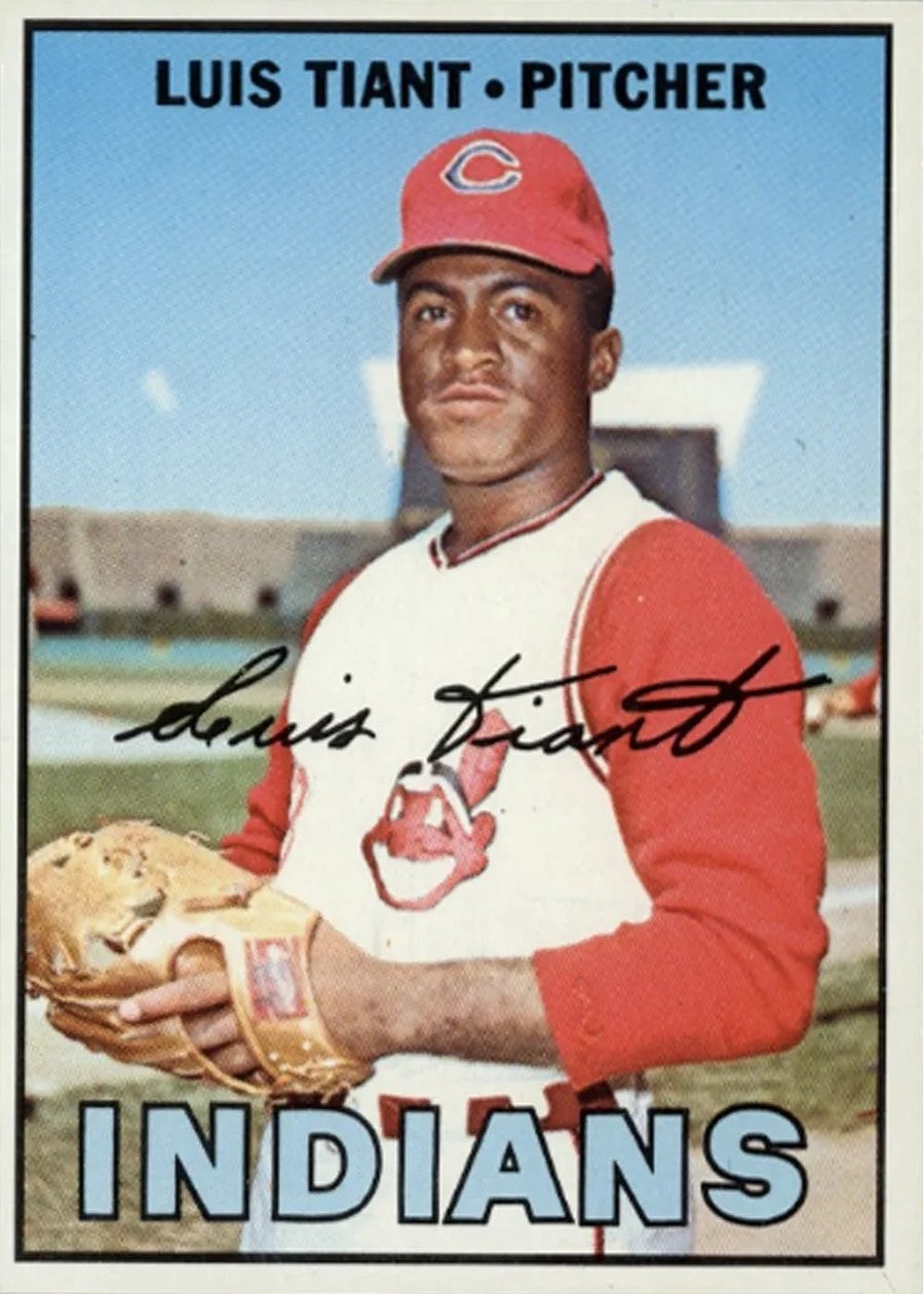 1967 Topps #377 Luis Tiant, Cleveland Indians