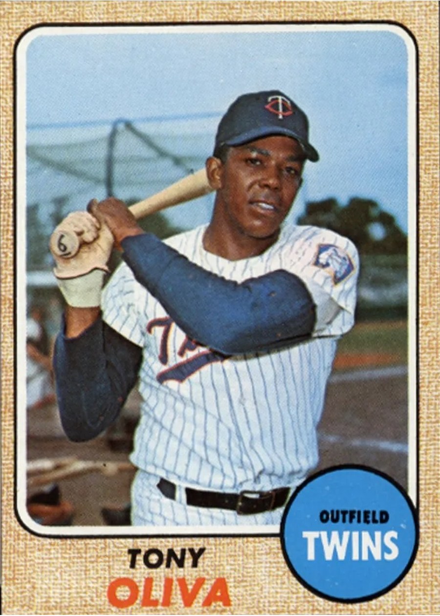 1968 Topps #165 Tony Oliva, Minnesota Twins