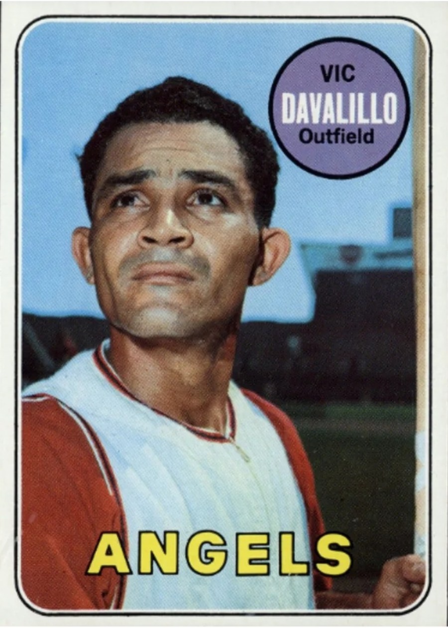 1969 Topps #275 Vic Davalillo, California Angels