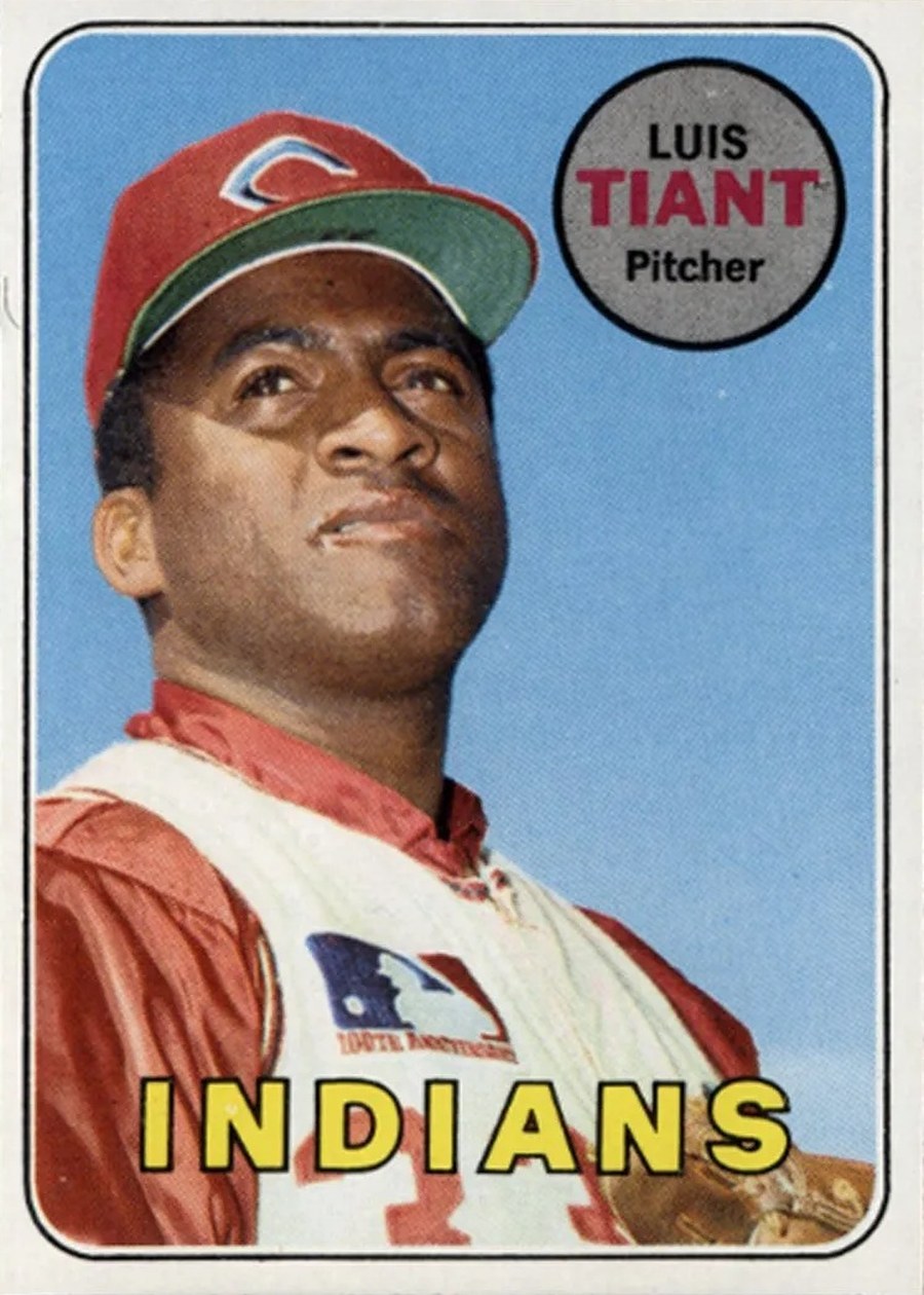 1969 Topps #560 Luis Tiant, Cleveland Indians