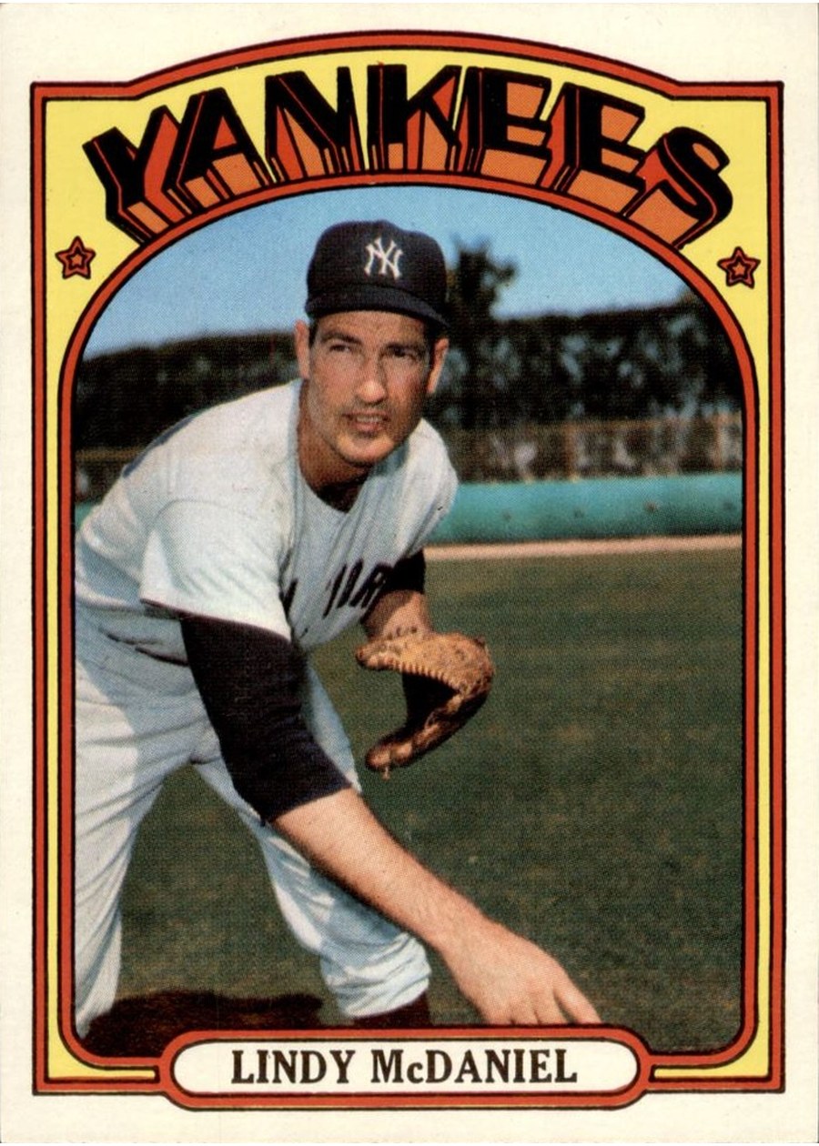 1972 Topps #513 Lindy McDaniel, New York Yankees