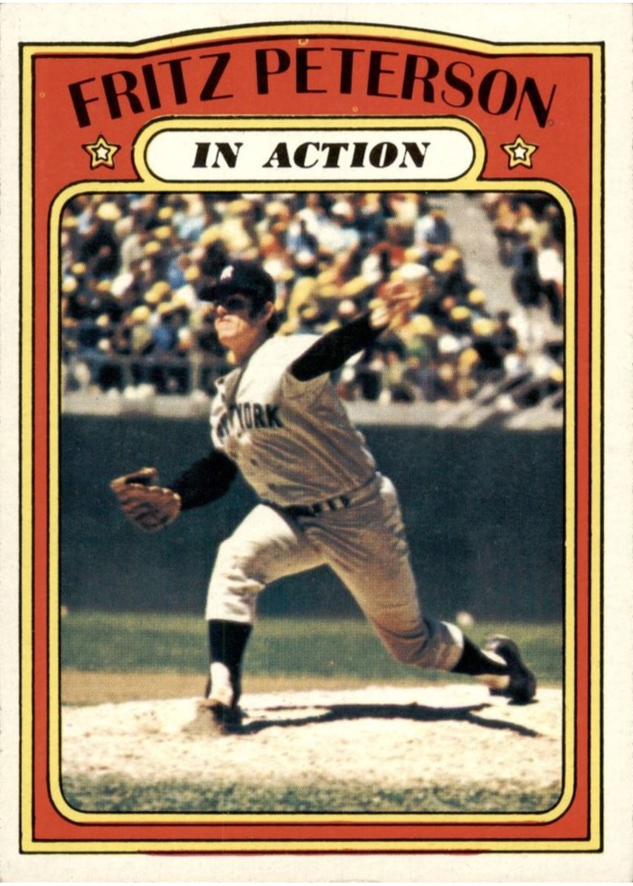 1972 Topps #574 Fritz Peterson In Action, New York Yankees