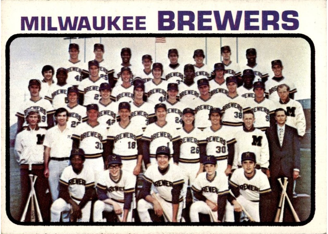 1973 Topps #127 Milwaukee Brewers