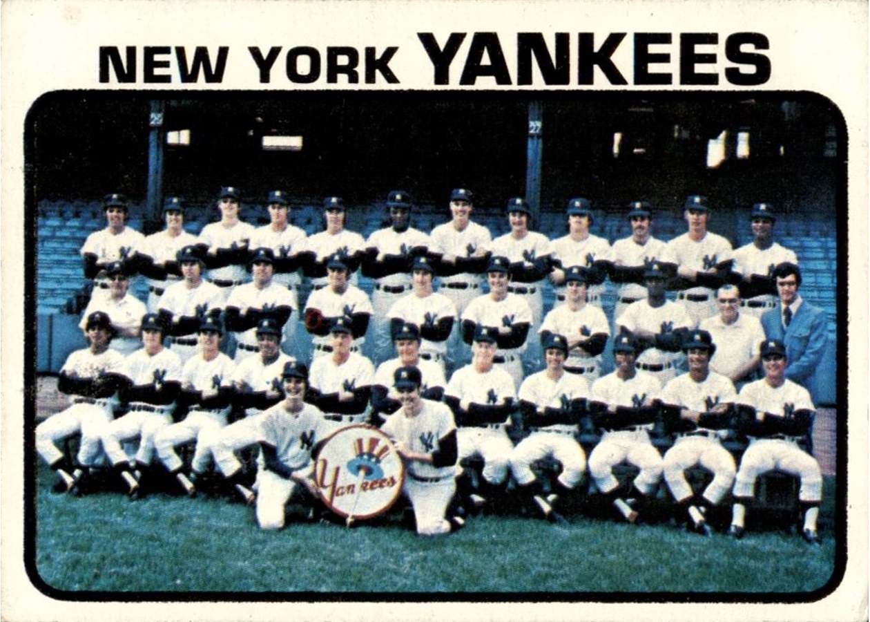 1973 Topps #556 New York Yankees