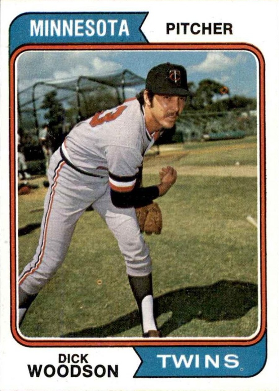 1974 Topps #143 Dick Woodson, Minnesota Twins