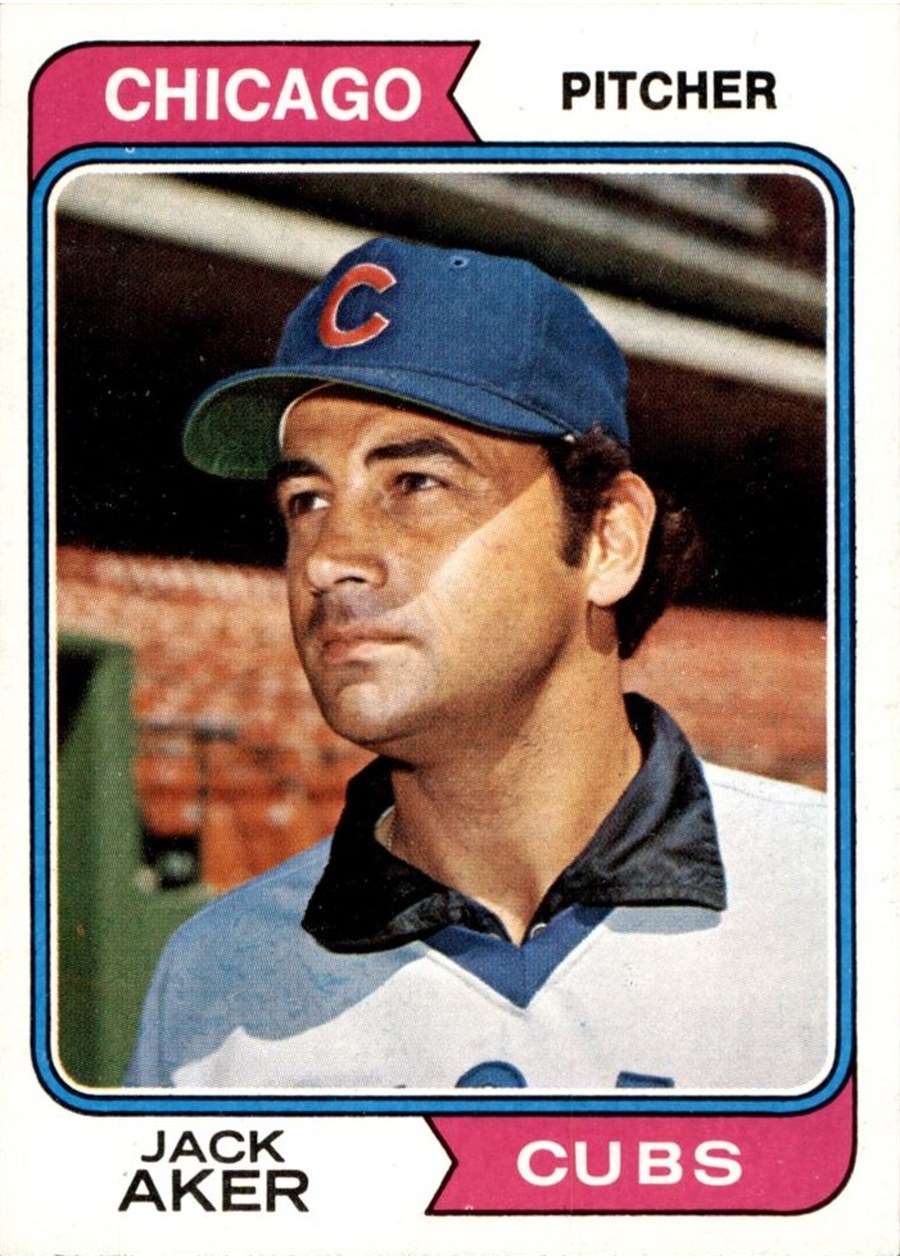 1974 Topps #562 Jack Aker, Chicago Cubs