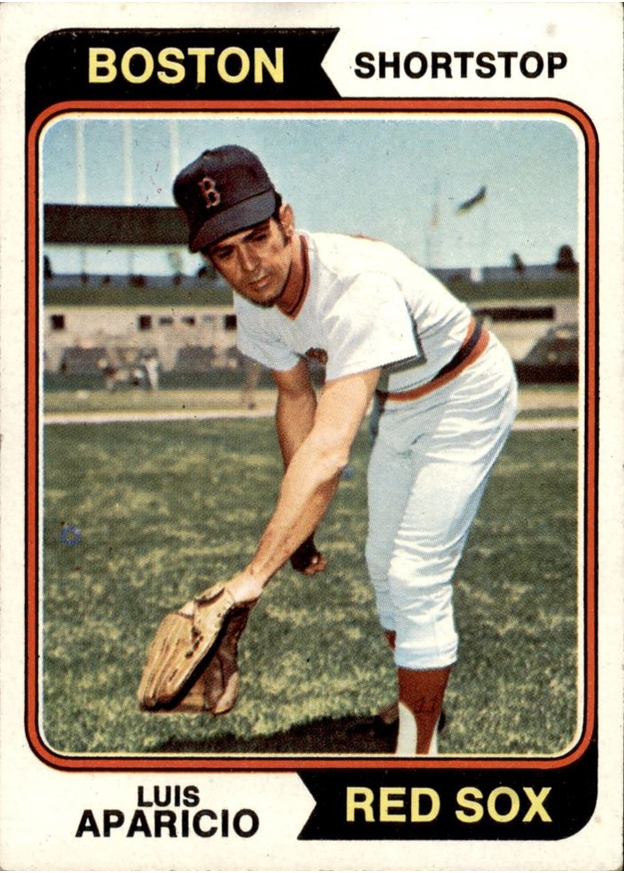 1974 Topps #61 Luis Aparicio, Boston Red Sox