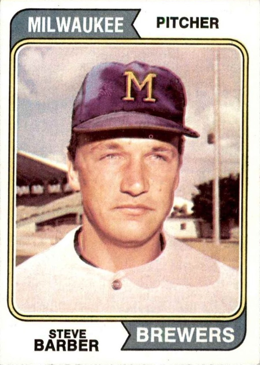 1974 Topps #631 Steve Barber, Milwaukee Brewers