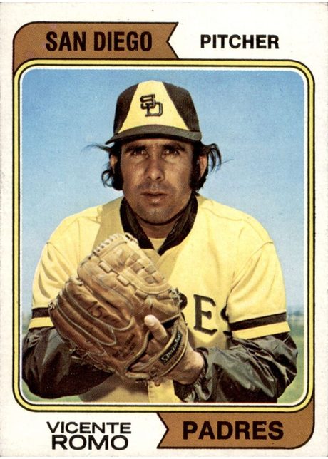 1974 Topps #197 Vicente Romo - 197a - San Diego (Corrected)