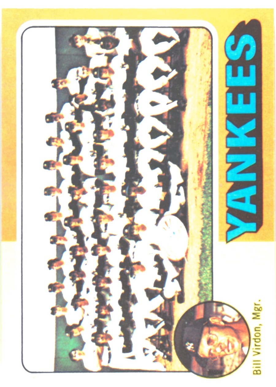 1975 Topps #611 New York Yankees