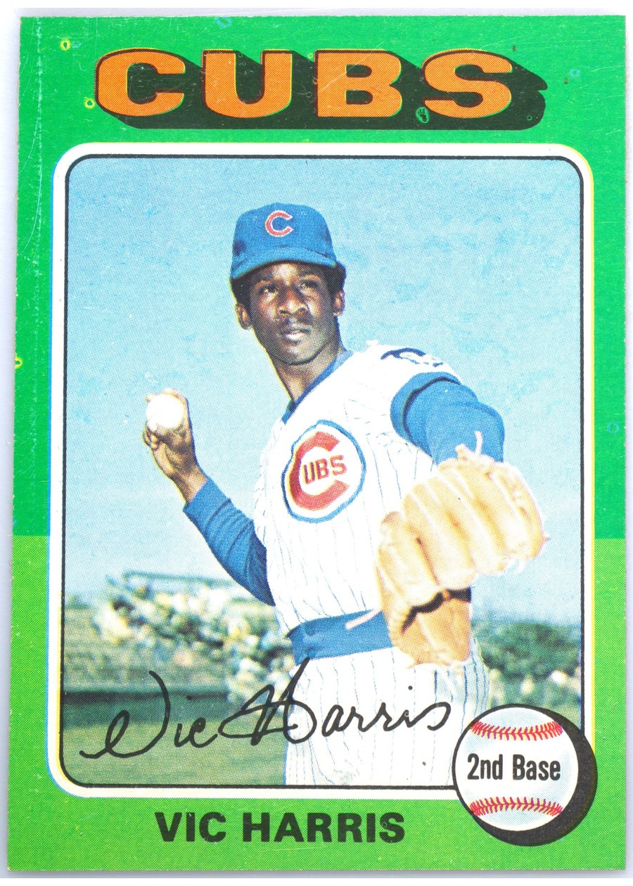 1975 Topps #658 Vic Harris, Chicago Cubs