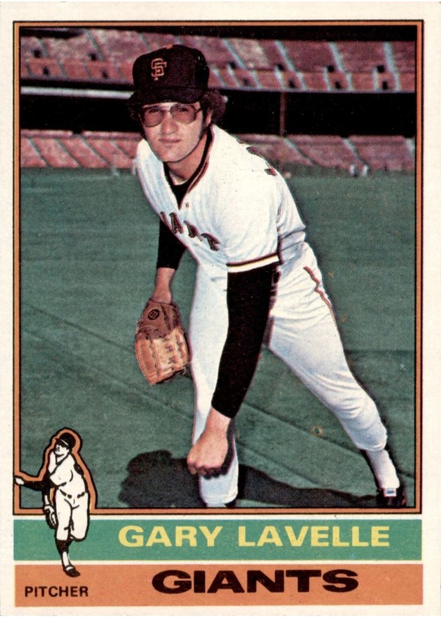 1976 Topps #105 Gary Lavelle, San Francisco Giants