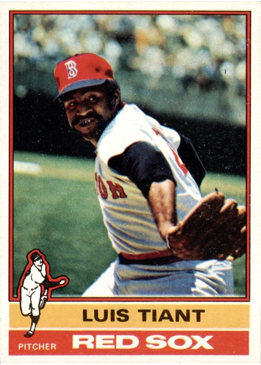 1976 Topps #130 Luis Tiant, Boston Red Sox