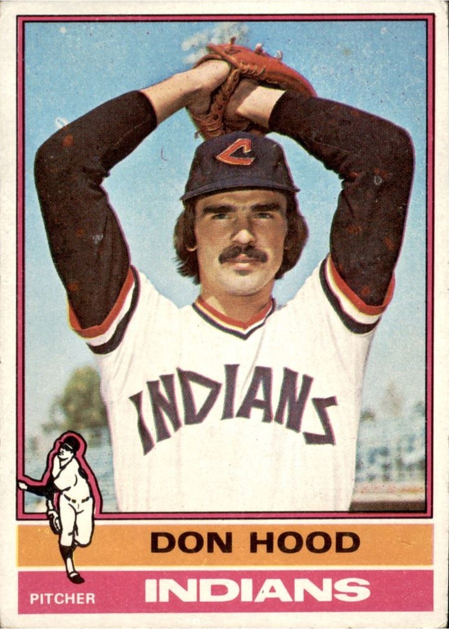 1976 Topps #132 Don Hood, Cleveland Indians