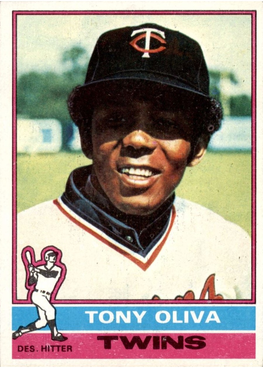 1976 Topps #35 Tony Oliva, Minnesota Twins