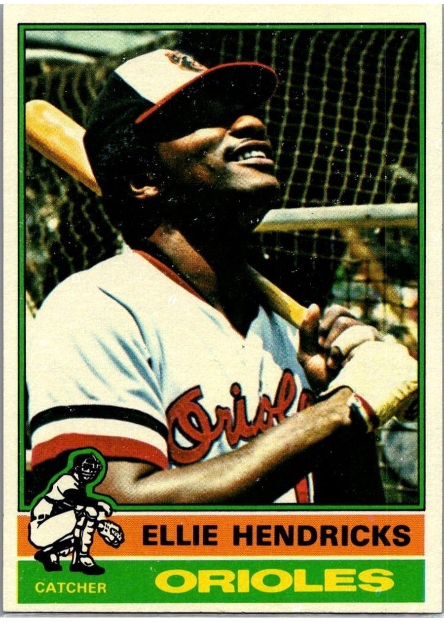 1976 Topps #371 Ellie Hendricks, Baltimore Orioles