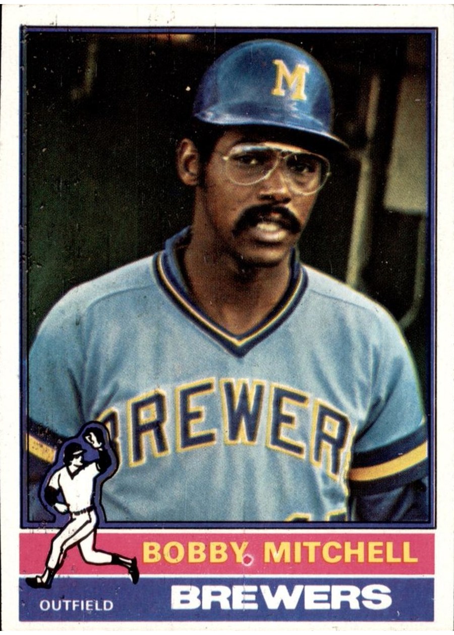 1976 Topps #479 Bobby Mitchell, Milwaukee Brewers