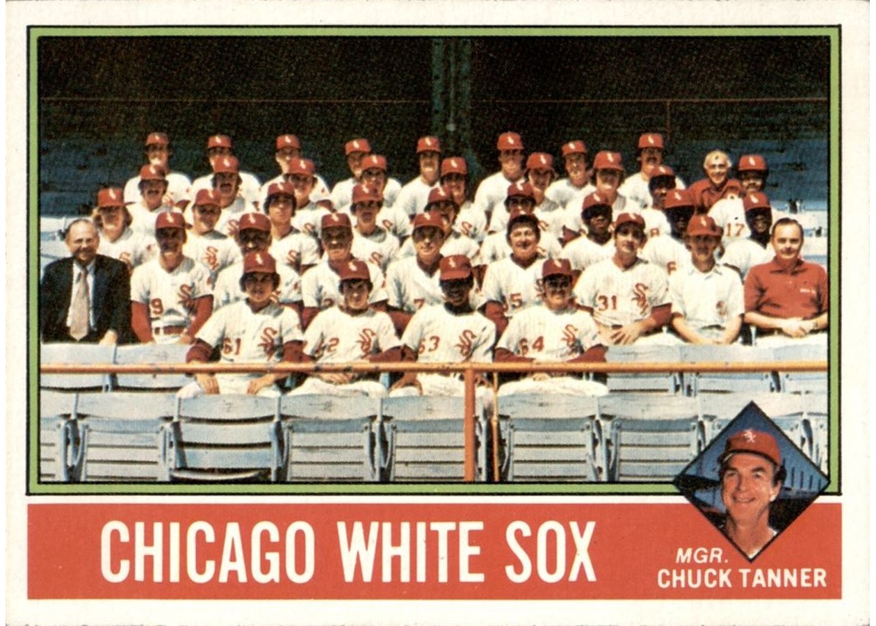 1976 Topps #656 Chicago White Sox Team