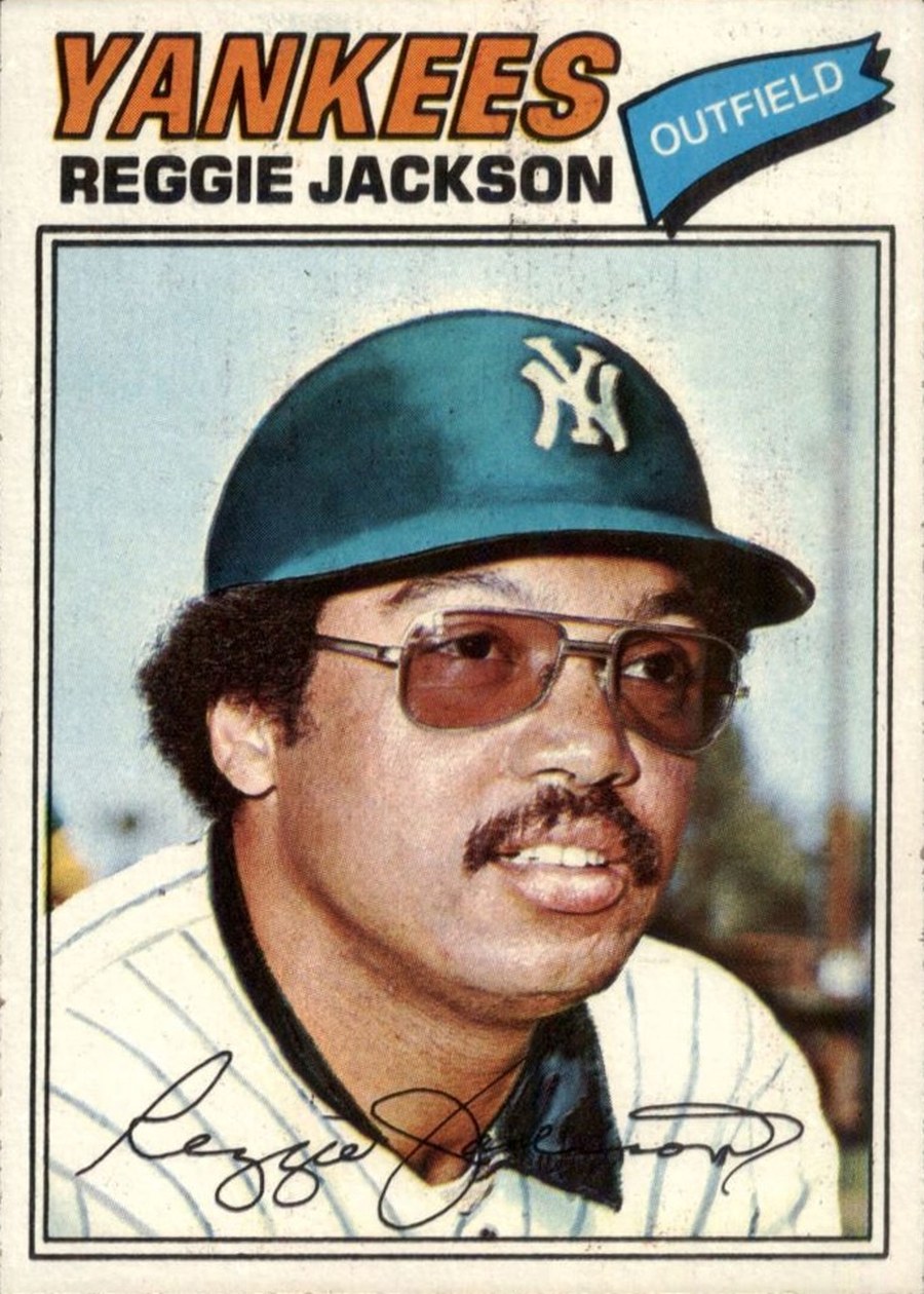 1977 Topps #10 Reggie Jackson, New York Yankees