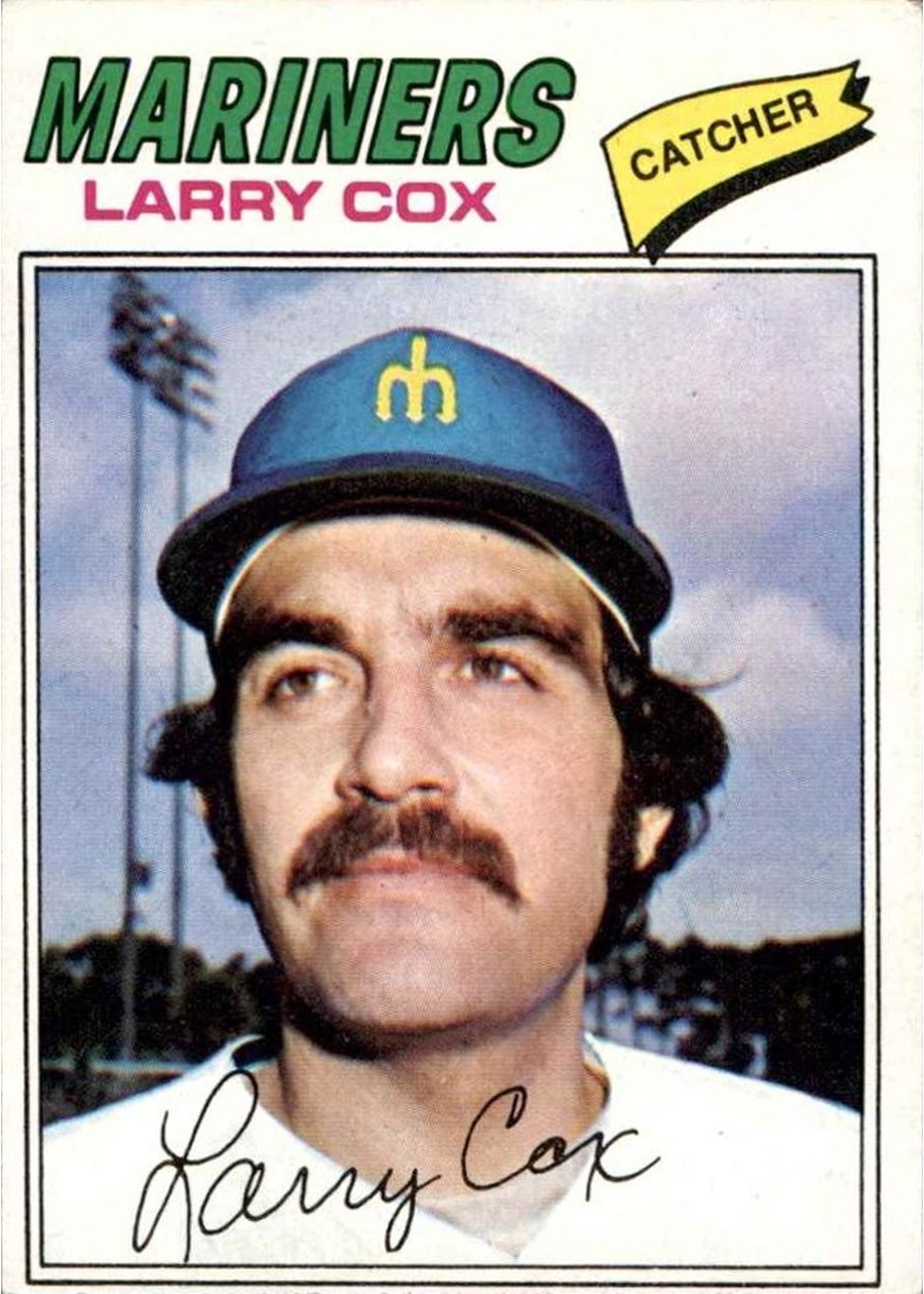 1977 Topps #379 Larry Cox, Seattle Mariners