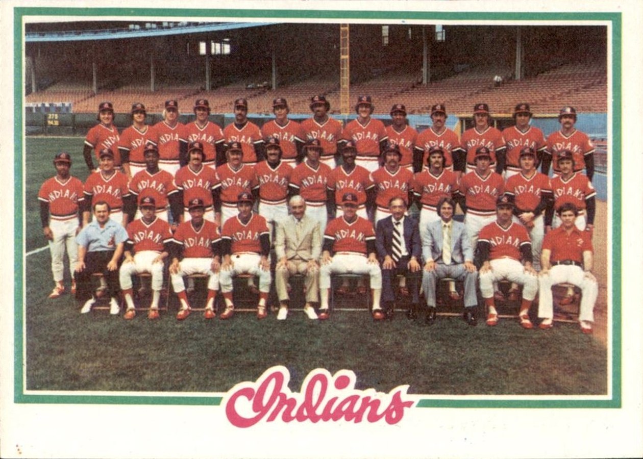 1978 Topps #689 Cleveland Indians Team