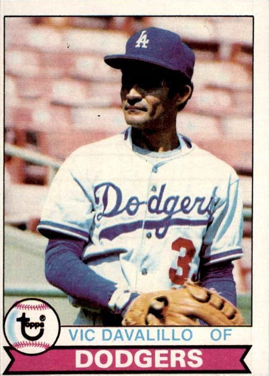1979 Topps #228 Vic Davalillo, Los Angeles Dodgers