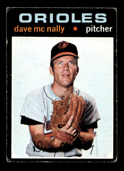 1971 Topps Dave McNally #320 Baltimore Orioles Low Grade - Creases - Front