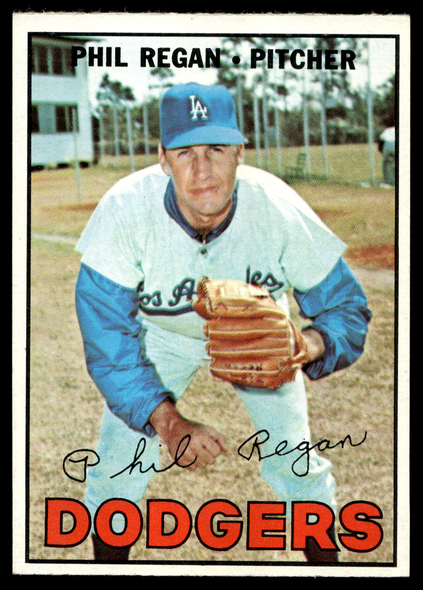 Front of the exact raw card, pair 0522; uncropped full edges.