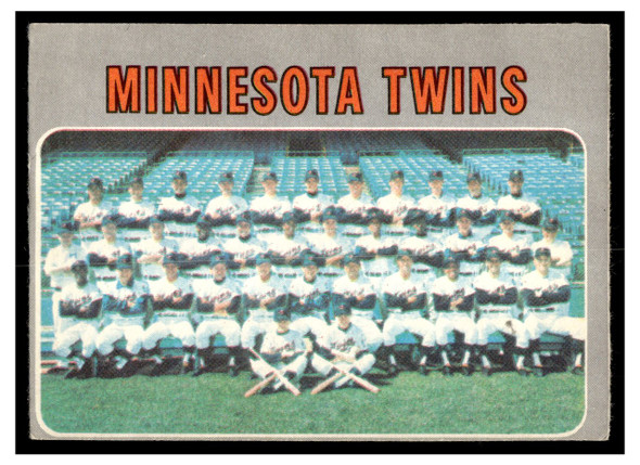 1970 O-Pee-Chee Minnesota Twins Team #534 Low Grade front of card