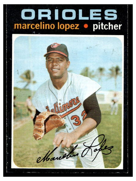 1971 Topps Marcelino Lopez #137 Low Grade front of card