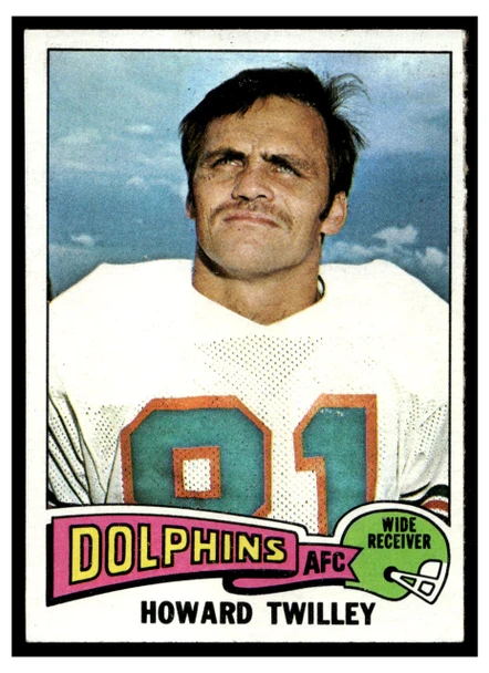 1975 Topps Football Howard Twilley #128 Low Grade front of card