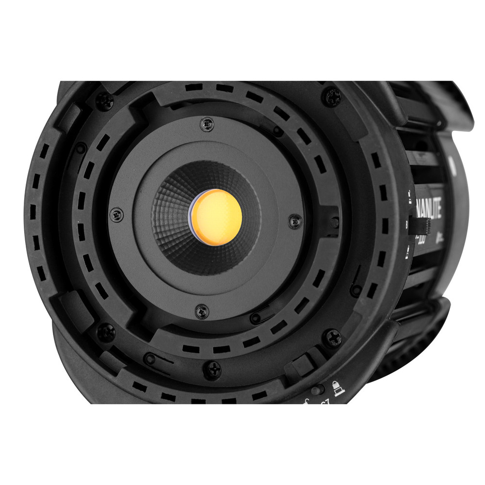 Monolight Nanlite P-100 5600 AC LED