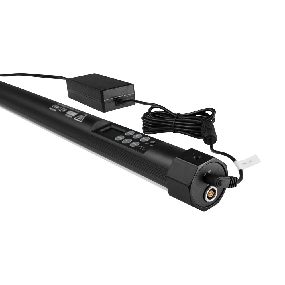 Kit de 8 Lámparas PavoTube II 30XR 4' RGBWW LED Tubo Pixel con CRMX Integrado