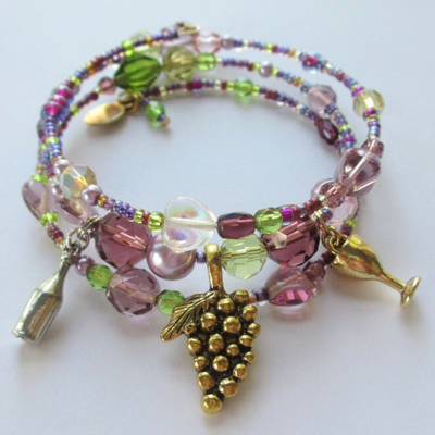 The Brindisi Bracelet is inspired by La Traviata. Makes a meaningful gift for opera lovers.