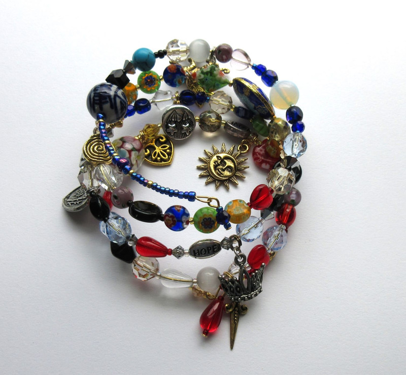 Turandot Full Story Opera Bracelet - telling Puccini's story through beads and charms. A great gift for opera lovers.